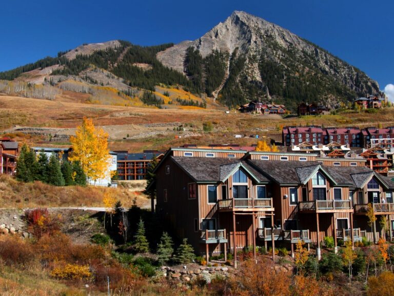11 Cute Small Towns in Colorado To Visit in 2025
