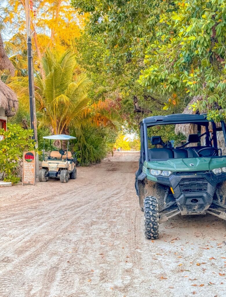 golf buggy in holbox